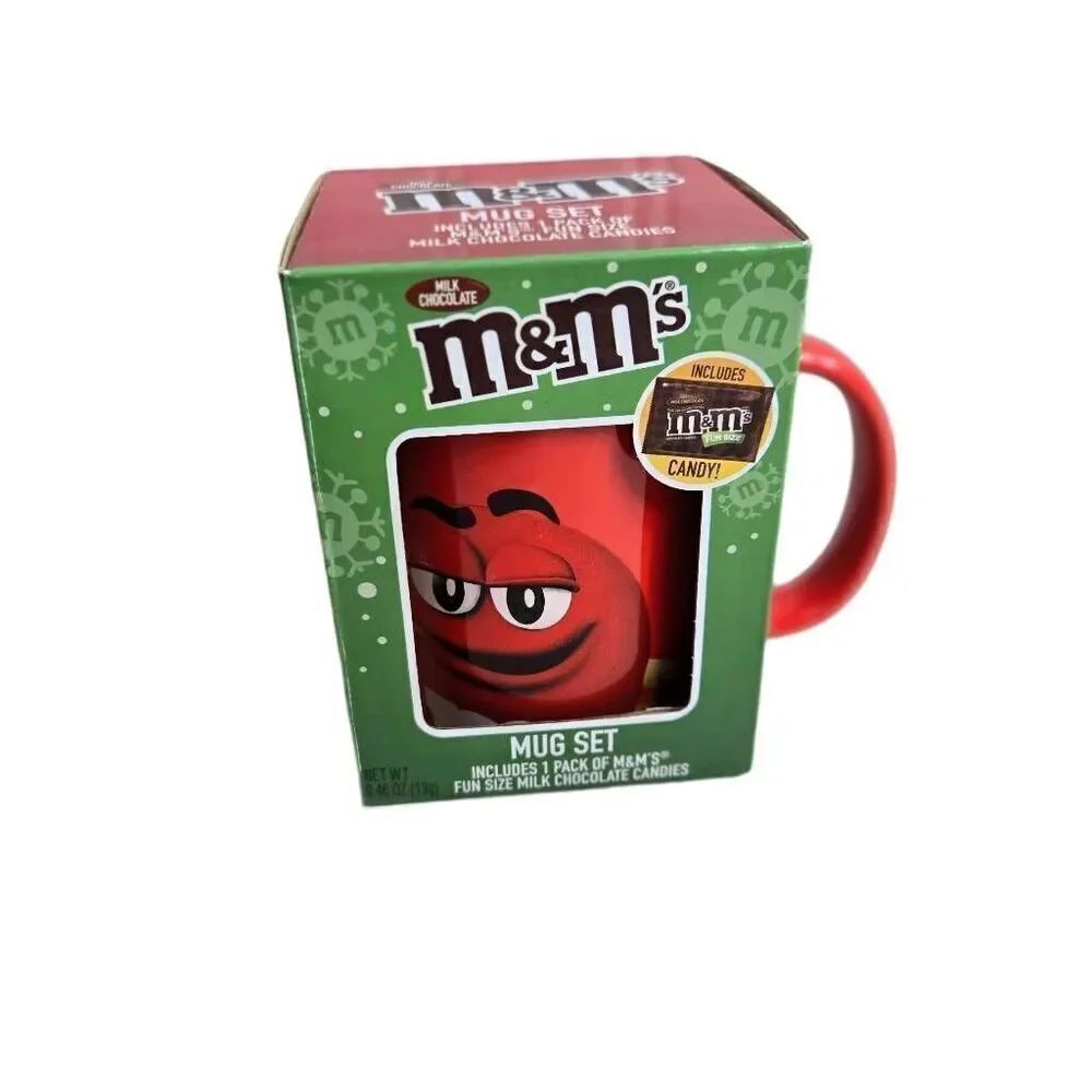 Red M&M mug "Red looks good on me"